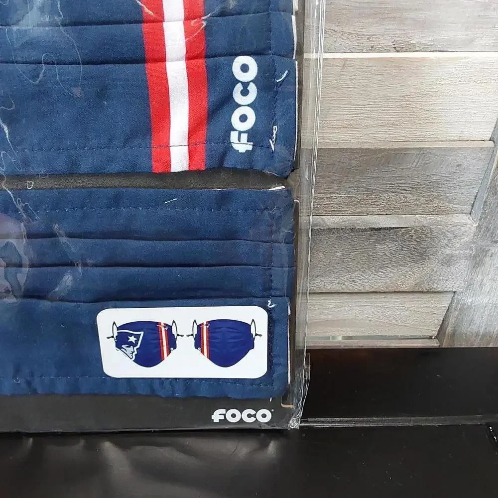 NFL New England Patriots Adjustable Mask | FOCO | Adult